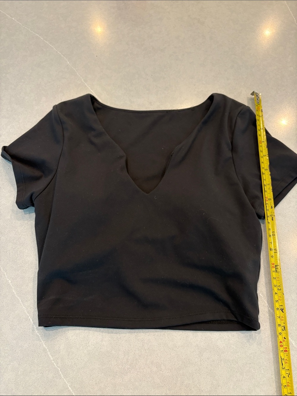 P'tula Black V-Neck Cropped Top